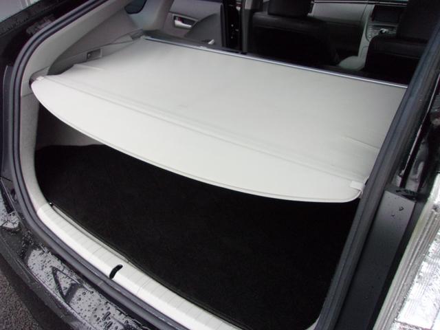 プリウス Sツーリングセレクション プッシュスタート 社外ナビ・TV バックカメラ ETC Bluetooth ステアリングスイッチ LEDオートライト 皮調シートカバー ローダウン 純正17インチAW スマートキー 車検令和8年3月(29枚目)