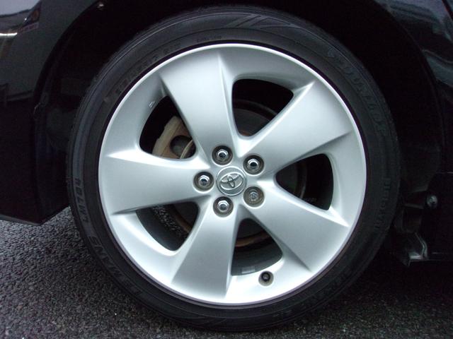 プリウス Sツーリングセレクション プッシュスタート 社外ナビ・TV バックカメラ ETC Bluetooth ステアリングスイッチ LEDオートライト 皮調シートカバー ローダウン 純正17インチAW スマートキー 車検令和8年3月(36枚目)