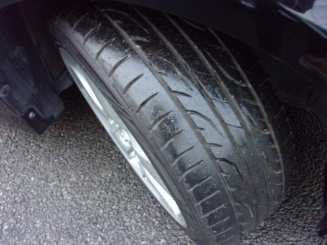 プリウス Sツーリングセレクション プッシュスタート 社外ナビ・TV バックカメラ ETC Bluetooth ステアリングスイッチ LEDオートライト 皮調シートカバー ローダウン 純正17インチAW スマートキー 車検令和8年3月(37枚目)