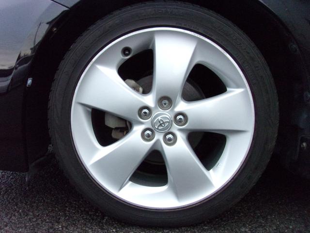 プリウス Sツーリングセレクション プッシュスタート 社外ナビ・TV バックカメラ ETC Bluetooth ステアリングスイッチ LEDオートライト 皮調シートカバー ローダウン 純正17インチAW スマートキー 車検令和8年3月(39枚目)