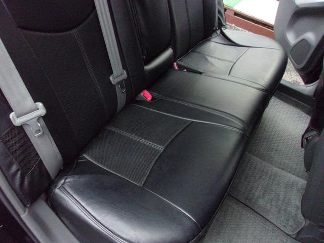 プリウス Sツーリングセレクション プッシュスタート 社外ナビ・TV バックカメラ ETC Bluetooth ステアリングスイッチ LEDオートライト 皮調シートカバー ローダウン 純正17インチAW スマートキー 車検令和8年3月(52枚目)