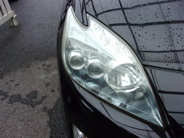 プリウス Sツーリングセレクション プッシュスタート 社外ナビ・TV バックカメラ ETC Bluetooth ステアリングスイッチ LEDオートライト 皮調シートカバー ローダウン 純正17インチAW スマートキー 車検令和8年3月(59枚目)