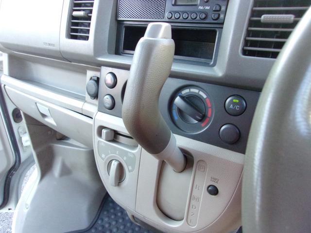 エブリイ PAハイルーフ4WD 純正AM/FMラジオ ETC 両側スライドドア レベライザー 社外13インチアルミホイール 車検令和8年10月(12枚目)