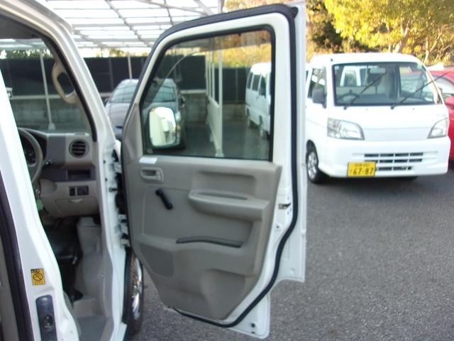 エブリイ PAハイルーフ4WD 純正AM/FMラジオ ETC 両側スライドドア レベライザー 社外13インチアルミホイール 車検令和8年10月(36枚目)