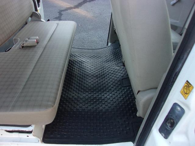 エブリイ PAハイルーフ4WD 純正AM/FMラジオ ETC 両側スライドドア レベライザー 社外13インチアルミホイール 車検令和8年10月(41枚目)