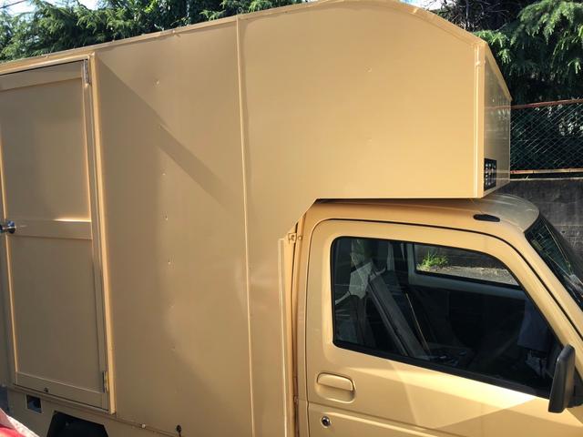 キャリイトラック キッチンカー　冷蔵庫、２槽シンク、給排水タンク８０Ｌｘ２、換気扇、販売口２箇所、網戸付き、上部換気口、外部電源口ＦＩＡＭＭＡサイドオーニング（11枚目）