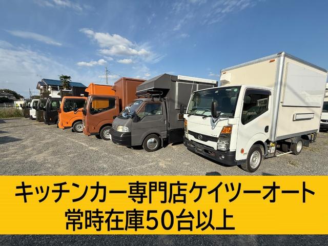 キャリイトラック キッチンカー 脱着式キッチンBOX(工具不要)冷凍冷蔵庫・2槽シンク・給排水タンク各100L・外部電源口・跳ね上げ式ハッチ・換気扇・折り畳みカウンター ・照明☆道路交通法上の荷物の高さ制限OK(2.5m以下)(23枚目)