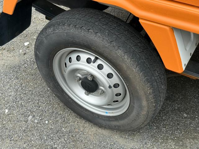 キャリイトラック キッチンカー ・外部電源口・2槽シンク(給排水タンク各100L)・換気扇☆R8年2月まで予備検査(軽貨物4ナンバー)付きなので直ぐ登録して乗り出せます。(26枚目)