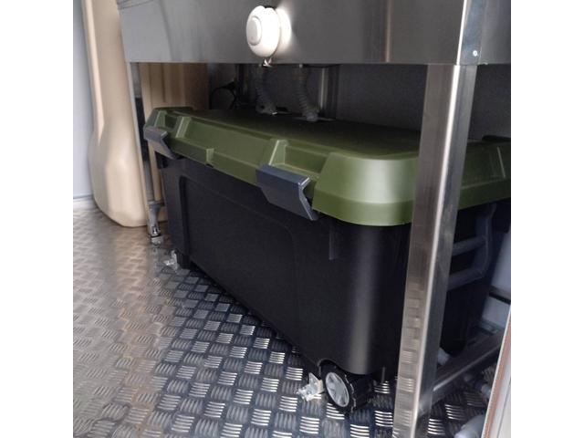 ハイゼットトラック キッチンカー　☆作業台ｘ２　☆３槽シンク☆２００Ｌ給排水タンク☆外部電源☆☆換気扇☆庫内灯☆バックモニター☆ＥＴＣ☆登録は軽ではなく「普通車」（12枚目）
