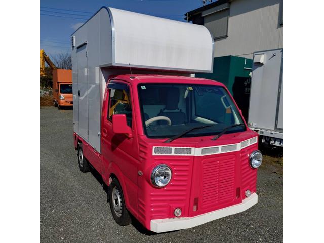 ＮＴ１００クリッパートラック ＤＸ、キッチンカー　フレンチフェイス、２槽シンク、給排水タンク、跳ね上げ販売口２箇所、外部電源口、ＬＥＤ照明、換気扇、（3枚目）