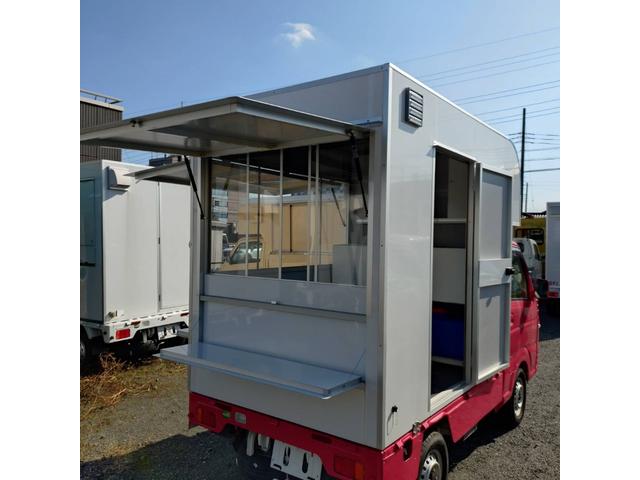 ＮＴ１００クリッパートラック ＤＸ、キッチンカー　フレンチフェイス、２槽シンク、給排水タンク、跳ね上げ販売口２箇所、外部電源口、ＬＥＤ照明、換気扇、（9枚目）