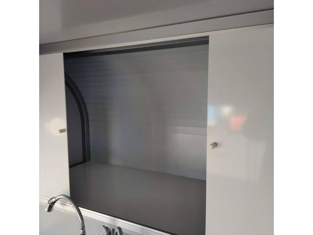 ＮＴ１００クリッパートラック ＤＸ、キッチンカー　フレンチフェイス、２槽シンク、給排水タンク、跳ね上げ販売口２箇所、外部電源口、ＬＥＤ照明、換気扇、（13枚目）