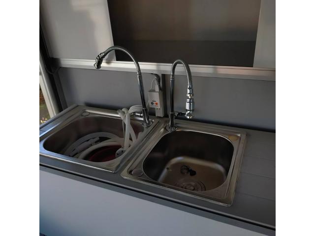 ＮＴ１００クリッパートラック ＤＸ、キッチンカー　フレンチフェイス、２槽シンク、給排水タンク、跳ね上げ販売口２箇所、外部電源口、ＬＥＤ照明、換気扇、（14枚目）