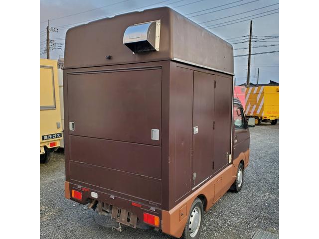 キャリイトラック キッチンカー 換気扇、外部電源口、販売口左跳ね上げ、移動販売、ケータリングカーとしても♪(7枚目)