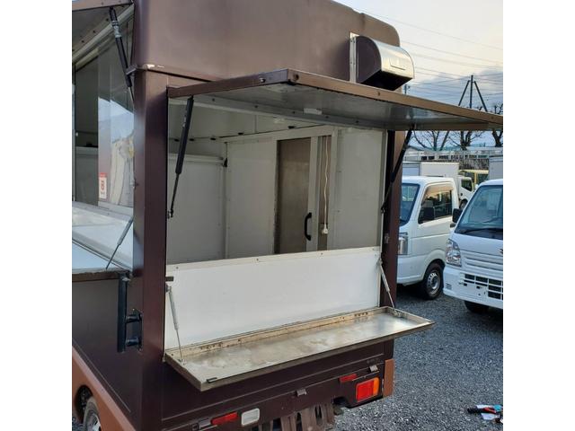 キャリイトラック キッチンカー 換気扇、外部電源口、販売口左跳ね上げ、移動販売、ケータリングカーとしても♪(12枚目)