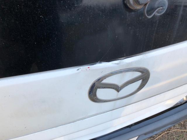 タイタントラック ２．０ｔ　タダノ３段クレーン　３ペダル　ＴＡＤＡＮＯ　ＴＭ－Ｚ２２３　２．０２ｔ　３段クレーン　（ＴＭ－Ｚ２２３）　荷台寸法　幅１６００×長さ２３３０ｍｍ（4枚目）