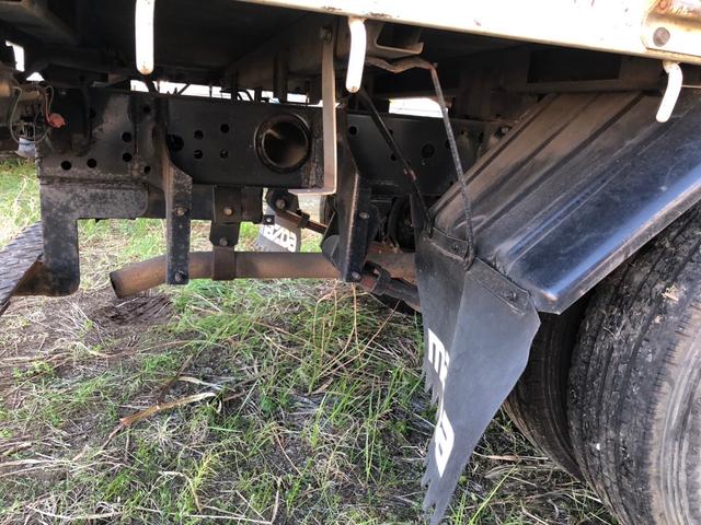 タイタントラック ２．０ｔ　タダノ３段クレーン　３ペダル　ＴＡＤＡＮＯ　ＴＭ－Ｚ２２３　２．０２ｔ　３段クレーン　（ＴＭ－Ｚ２２３）　荷台寸法　幅１６００×長さ２３３０ｍｍ（16枚目）