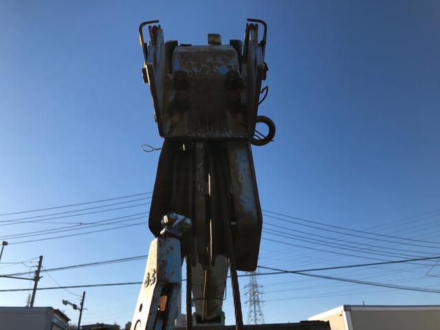 タイタントラック ２．０ｔ　タダノ３段クレーン　３ペダル　ＴＡＤＡＮＯ　ＴＭ－Ｚ２２３　２．０２ｔ　３段クレーン　（ＴＭ－Ｚ２２３）　荷台寸法　幅１６００×長さ２３３０ｍｍ（31枚目）