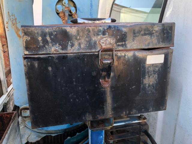 タイタントラック ２．０ｔ　タダノ３段クレーン　３ペダル　ＴＡＤＡＮＯ　ＴＭ－Ｚ２２３　２．０２ｔ　３段クレーン　（ＴＭ－Ｚ２２３）　荷台寸法　幅１６００×長さ２３３０ｍｍ（47枚目）