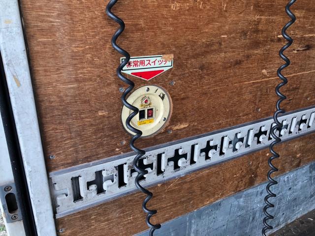 デュトロハイブリッド パネルバン、アルミバン、パワーゲート(26枚目)