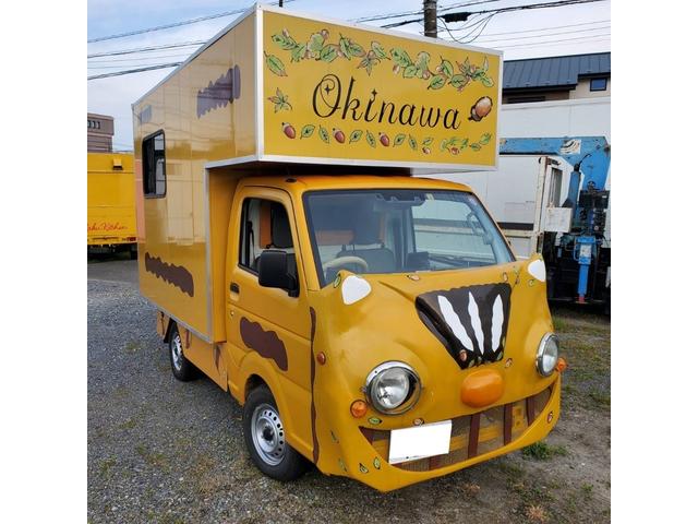 キャリイトラック キャンピングカー、加工車８ナンバー普通車登録　ミニキッチン、エアコン、ベットキット、ポータブルナビ、バックカメラ（4枚目）