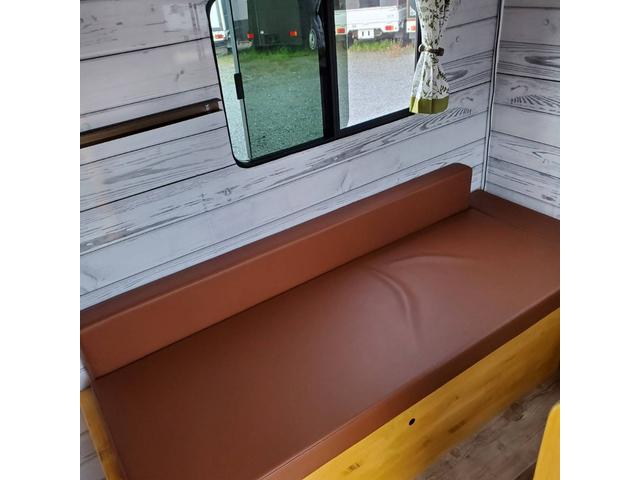 キャリイトラック キャンピングカー、加工車８ナンバー普通車登録　ミニキッチン、エアコン、ベットキット、ポータブルナビ、バックカメラ（10枚目）