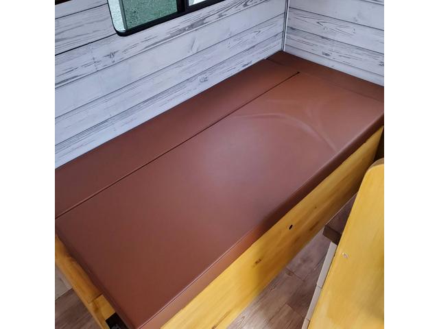 キャリイトラック キャンピングカー、加工車８ナンバー普通車登録　ミニキッチン、エアコン、ベットキット、ポータブルナビ、バックカメラ（15枚目）