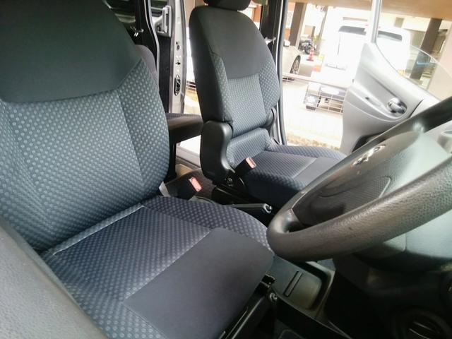 ＮＶ２００バネットバン ＧＸ　エマージェンシーブレーキ　ワンオーナー　記録簿　取説　ディーラー整備　純正ナビ　地デジ（走行中視聴可能）Ｂｌｕｅｔｏｏｔｈ　２．０ＥＴＣ　ドラレコ　レーンアシスト　オートライト　キーレス　スペア（21枚目）