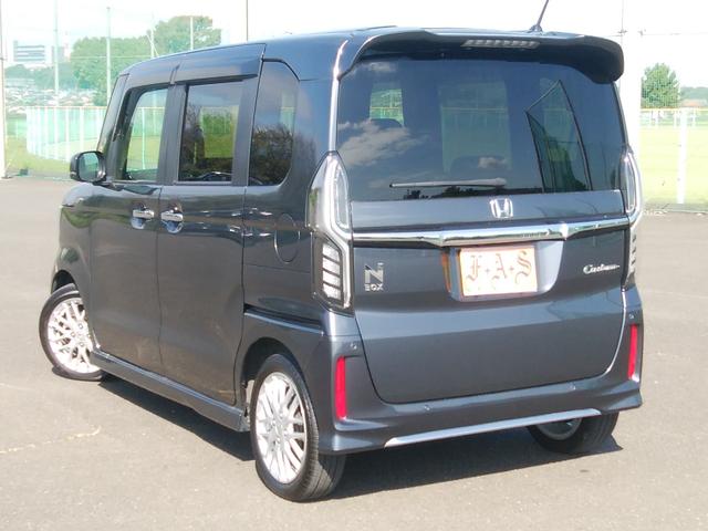 Ｎ－ＢＯＸカスタム Ｌターボ　純正ナビ　地デジ　バックカメラ　Ｂｌｕｅｔｏｏｔｈ　両側パワースライドドア　ＥＴＣ　ドラレコ　ＬＥＤライト　フォグランプ　クルーズコントロール　オートライト　記録簿　取説（12枚目）
