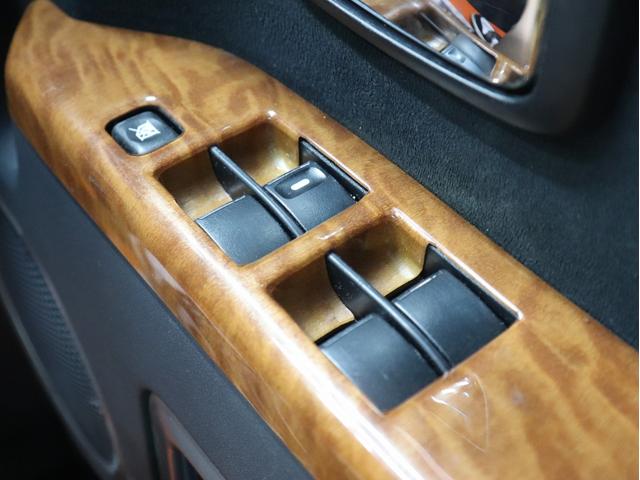 デリカD:5 G プレミアム 4WD 両側電動ドア&バックドア HDナビ FSRカメラ ETC スマートキー 新品社外AW 新品BFGタイヤ 新品ブルバー新品オバフェン新品リアラダー ファイバーLEDカスタムライト テールブラック(47枚目)