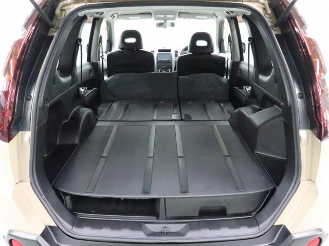 エクストレイル ２０Ｘ　４ＷＤ　ＨＤＤナビ　カプロンシート　ルーフレール　新品社外アルミホイール　新品ＢＦグッドリッチＡＴタイヤ　インナーブラックファイバーＬＥＤライト　テールランプブラックアウト　マットブラック仕上げ（33枚目）