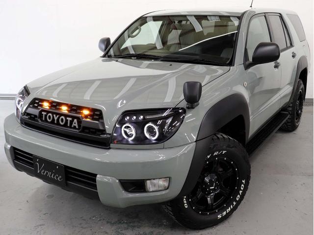 ハイラックスサーフ SSR-X アメリカンバージョン 4WD 新品社外アルミホイール 新品TOYOオープンカントリーR/Tタイヤ 新品LED付USトヨタタコマ仕様グリル 新品イカリングヘッドライト テールランプブラックアウト マットブラック塗り分け(2枚目)