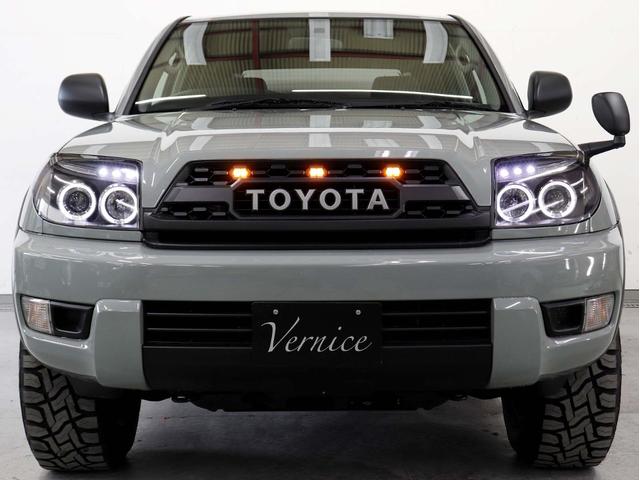 ハイラックスサーフ SSR-X アメリカンバージョン 4WD 新品社外アルミホイール 新品TOYOオープンカントリーR/Tタイヤ 新品LED付USトヨタタコマ仕様グリル 新品イカリングヘッドライト テールランプブラックアウト マットブラック塗り分け(6枚目)