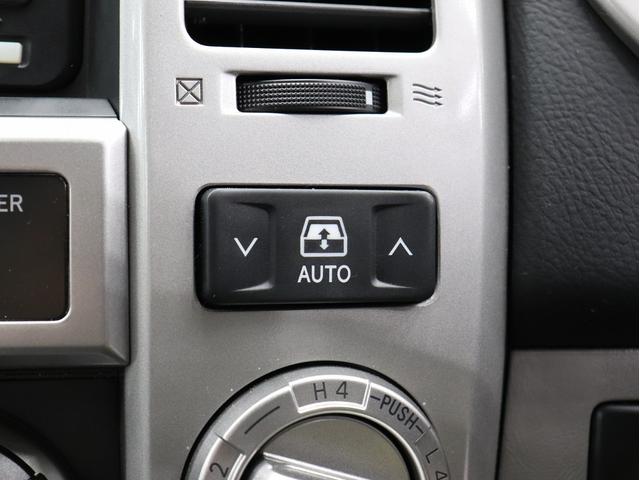 ハイラックスサーフ SSR-X アメリカンバージョン 4WD 新品社外アルミホイール 新品TOYOオープンカントリーR/Tタイヤ 新品LED付USトヨタタコマ仕様グリル 新品イカリングヘッドライト テールランプブラックアウト マットブラック塗り分け(29枚目)