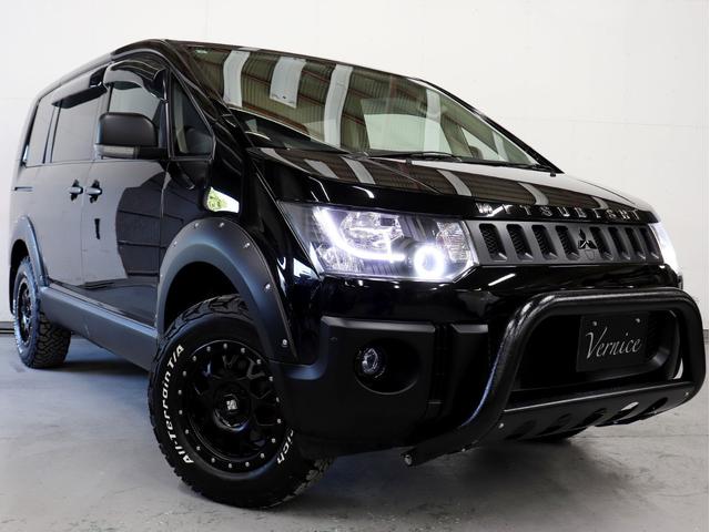 デリカＤ：５ Ｃ２　Ｇ　ナビパッケージ　電動スライドドア　スマートキー　新品社外ＡＷ　新品ＢＦグッドリッチＡＴタイヤ　新品フロントブルバー　新品オーバーフェンダー　新品リアラダー　ファイバーＬＥＤイカリング付カスタムヘッドライト（5枚目）