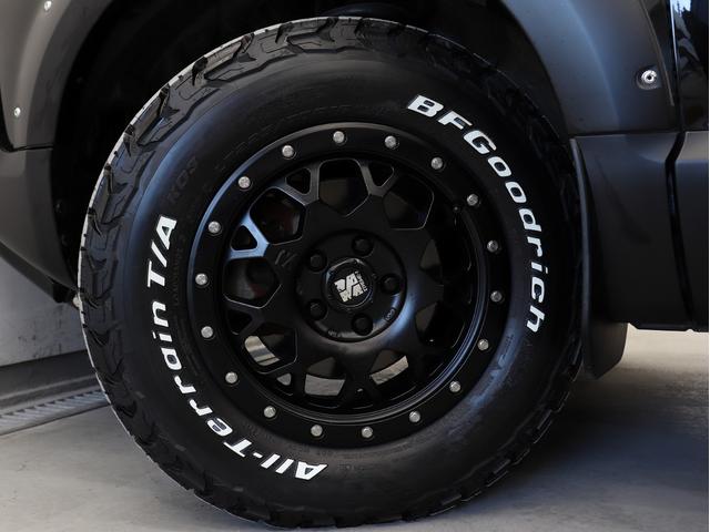 デリカＤ：５ Ｃ２　Ｇ　ナビパッケージ　電動スライドドア　スマートキー　新品社外ＡＷ　新品ＢＦグッドリッチＡＴタイヤ　新品フロントブルバー　新品オーバーフェンダー　新品リアラダー　ファイバーＬＥＤイカリング付カスタムヘッドライト（22枚目）