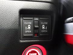 �ܥ����Ĥǥ��饤�ɥɥ��γ��Ĥ���ǽ��ξ¦��ư���饤�ɥɥ����������Ƥ���ޤ��� 5