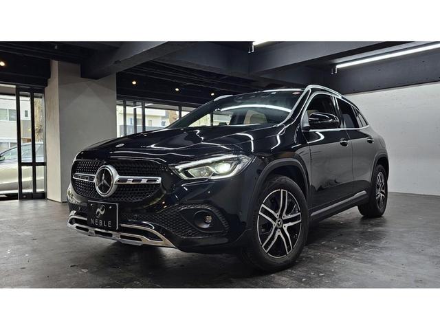 ＧＬＡクラス ＧＬＡ２００ｄ　４マチック　新車保証　レザーエクスクルーシブＰ　マキアートベージュ革　パノラマルーフ　ナビ　３６０°カメラ　パワーシート　シートヒーター　アンビエントライト６４色　オートトランク　レーダーセーフティ（10枚目）