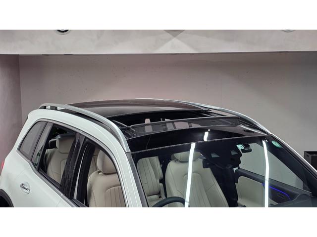 ＧＬＢ ＧＬＢ２００ｄ　４マチック　レザーエクスクルーシブＰ　マキアートベージュ革　パノラマルーフ　３６０°カメラ　シートヒーター　オートトランク　アンビエントライト　純正前後ドラレコ　レーダーセーフティ（9枚目）