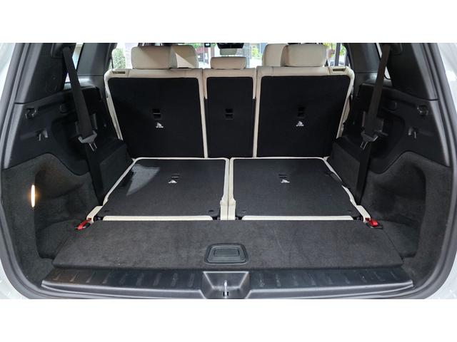 ＧＬＢ ＧＬＢ２００ｄ　４マチック　レザーエクスクルーシブＰ　マキアートベージュ革　パノラマルーフ　３６０°カメラ　シートヒーター　オートトランク　アンビエントライト　純正前後ドラレコ　レーダーセーフティ（27枚目）