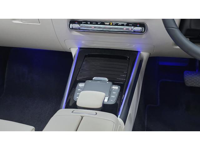 ＧＬＢ ＧＬＢ２００ｄ　４マチック　レザーエクスクルーシブＰ　マキアートベージュ革　パノラマルーフ　３６０°カメラ　シートヒーター　オートトランク　アンビエントライト　純正前後ドラレコ　レーダーセーフティ（34枚目）