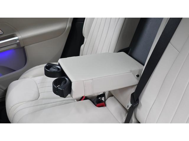 ＧＬＢ ＧＬＢ２００ｄ　４マチック　レザーエクスクルーシブＰ　マキアートベージュ革　パノラマルーフ　３６０°カメラ　シートヒーター　オートトランク　アンビエントライト　純正前後ドラレコ　レーダーセーフティ（36枚目）