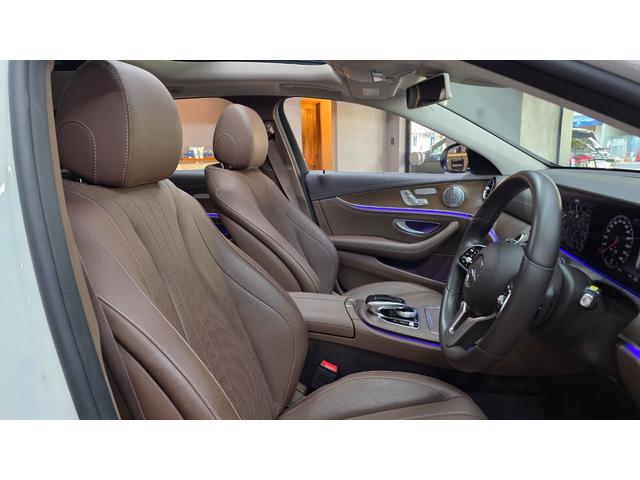 Eクラスステーションワゴン E4504マチックステーションワゴンエクスクルーシブ エクスクルーシブP ナッツブラウン革 パノラマルーフ ブルメスター ヘッドアップディスプレイ 360°カメラ シートベンチレーター シートヒーター パワーシート オートトランク 前後ドラレコ(19枚目)