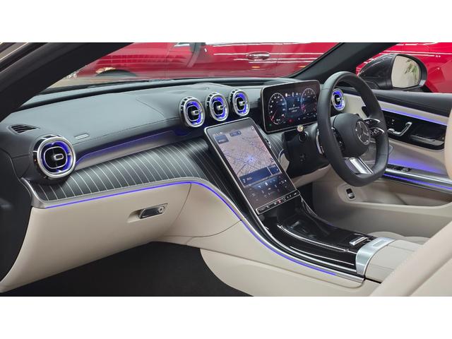 CLE CLE200 クーペ スポーツ 1オーナー レザーエクスクルーシブP マキアートベージュ革 パノラマルーフ ブルメスター ヘッドアップディスプレイ 360°カメラ パワーシート シートベンチレーター シートヒーター(3枚目)