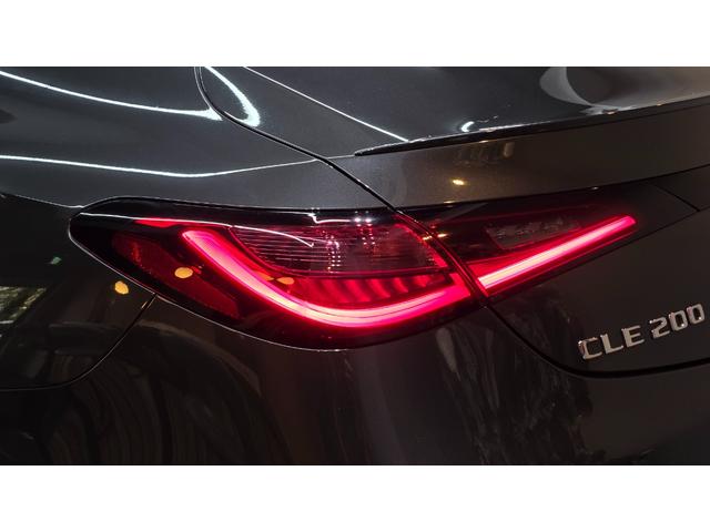 CLE CLE200 クーペ スポーツ 1オーナー レザーエクスクルーシブP マキアートベージュ革 パノラマルーフ ブルメスター ヘッドアップディスプレイ 360°カメラ パワーシート シートベンチレーター シートヒーター(15枚目)