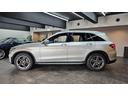 ＧＬＣ２２０ｄ　４マチック　ＡＭＧライン　ランニングボード　パノラマルーフ　ＡＭＧスタイリングパッケージ　アンビエントライト６４色　新品フロアマット　黒ハーフレザー　車検Ｒ７／９まで　３６０°カメラ　シートヒーター　パワーシート　地デジ(10枚目)