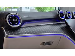 オプションのレザーエクスクルーシブＰ専用ブラックオープンボアウッドインテリアトリム 4