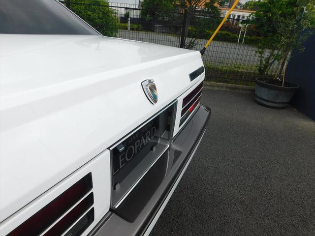 日産 レパード