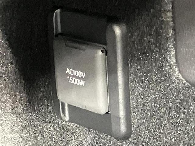 クラウンスポーツ ＲＳ　３４５９キロ　当社元試乗車　衝突被害軽減ブレーキ　大型ＤＡナビ　全周囲モニター　前後ドラレコ　急速充電Ｖ２Ｈ対応　大型パノラマルーフ　パワーバックドア　追従型クルコン　デジタルミラー　赤キャリパー（29枚目）