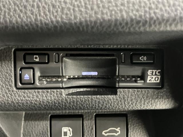 クラウンクロスオーバー ＲＳ　２７８７５キロ　衝突被害軽減ブレーキ　ワンオーナー　ムーンルーフ　衝突被害軽減ブレーキ　全周囲＆バックカメラ　追従型クルコン　デジタルインナーミラー　本革シート　エアシート＆ヒータ　ＥＴＣ　１５００Ｗ（11枚目）